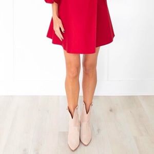 Kaanas tan bootie size 8- fits like 7.5